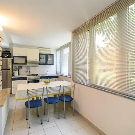 Alba - Two Bedroom Appartamento Rovigno